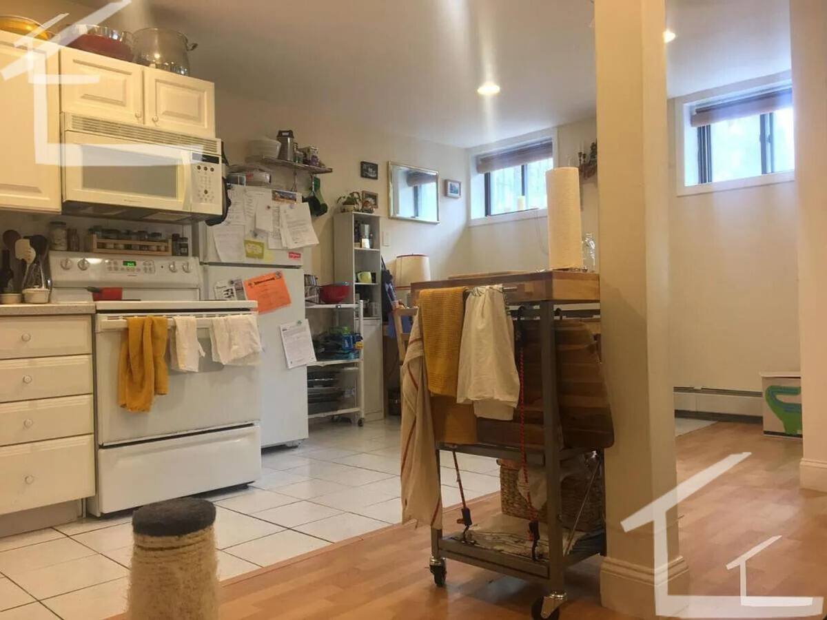 Apartment for rent at 12 Dean Rd #1E, Brookline, MA 02445
