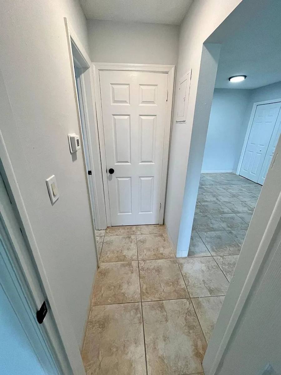 Apartment for rent at 2813 NE 27th St, Pompano Beach, FL 33064