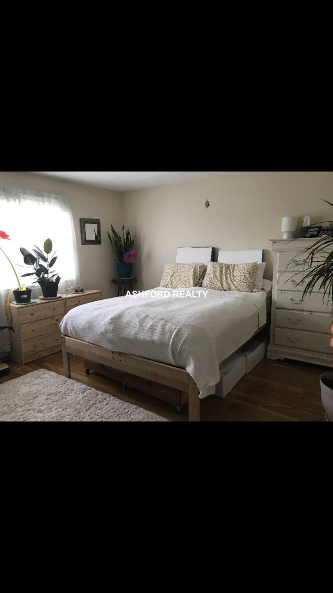 House for rent at 89 Baker St #2, Belmont, MA 02478