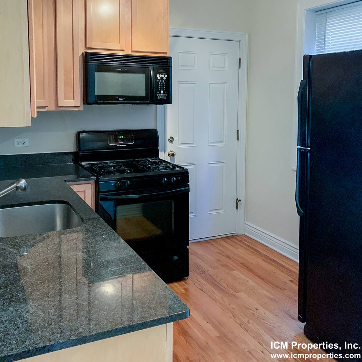 Apartment for rent at 1210 W Waveland #1214WAV1, Chicago, IL 60613