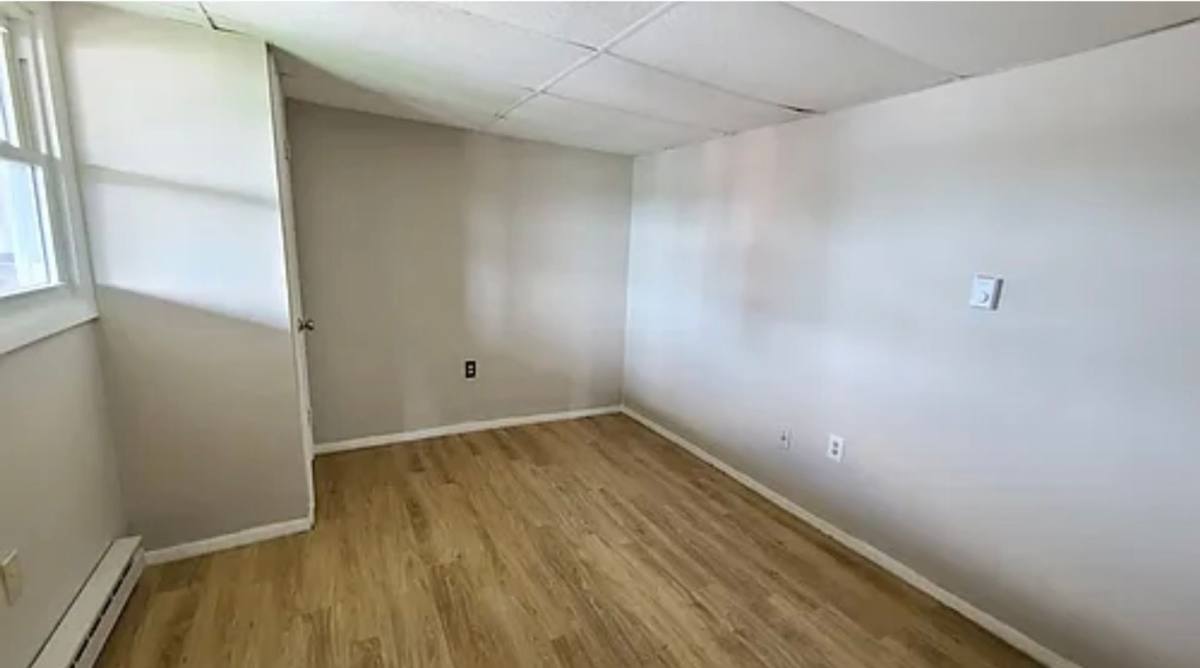 Apartment for rent at 24 Wedgewood Dr, Jewett City, CT 06351