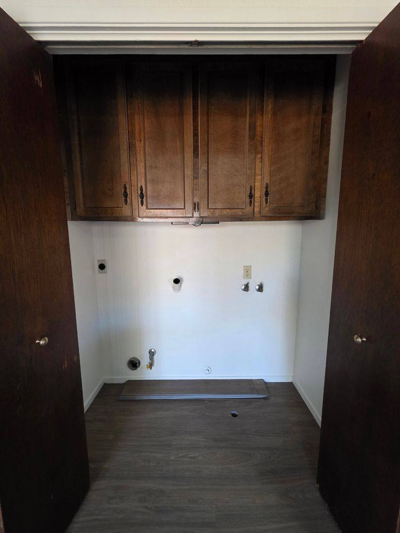 Apartment for rent at 1723, 1725 E Vassar Dr, Visalia, CA 93292