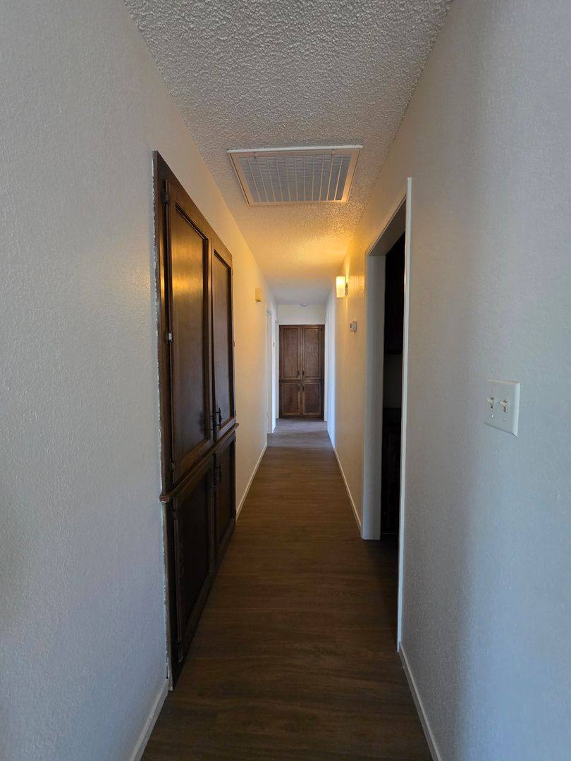 Apartment for rent at 1723, 1725 E Vassar Dr, Visalia, CA 93292