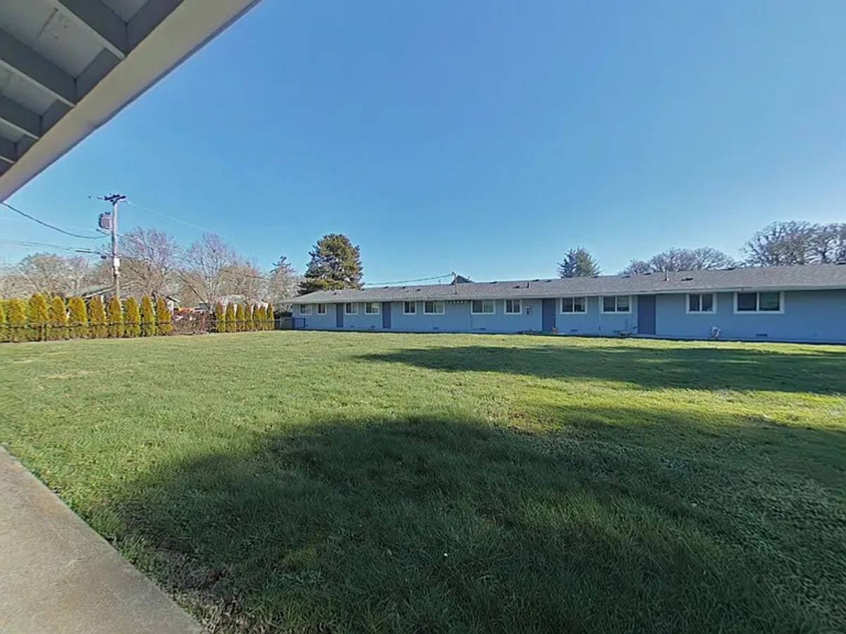 Apartment for rent at 2740-2750 Morris Ave SW, Corvallis, OR 97333