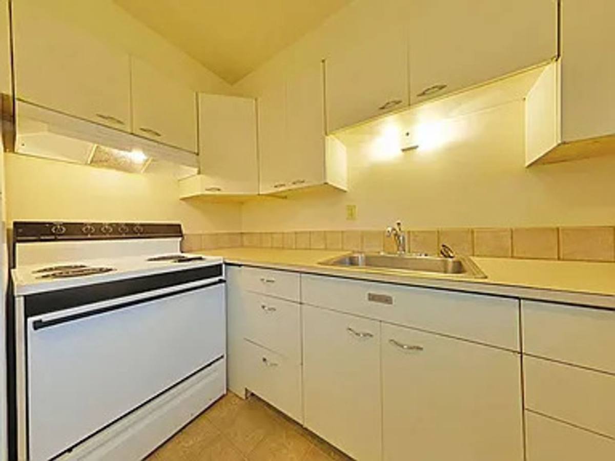 Apartment for rent at 2740-2750 Morris Ave SW, Corvallis, OR 97333