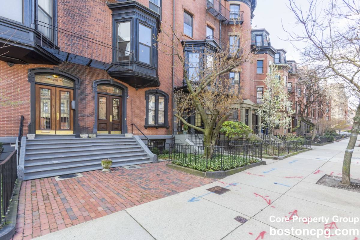 Apartment for rent at 233 Beacon St #10, Boston, MA 02116