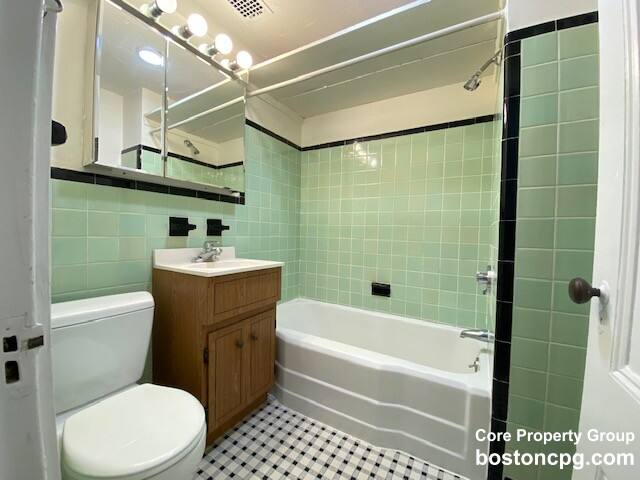 Apartment for rent at 233 Beacon St #10, Boston, MA 02116