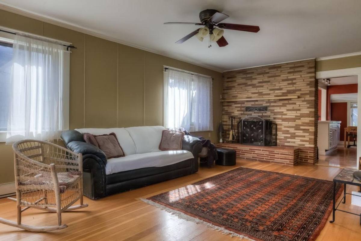 Apartment for rent at 228 NW 11th St, Corvallis, OR 97330