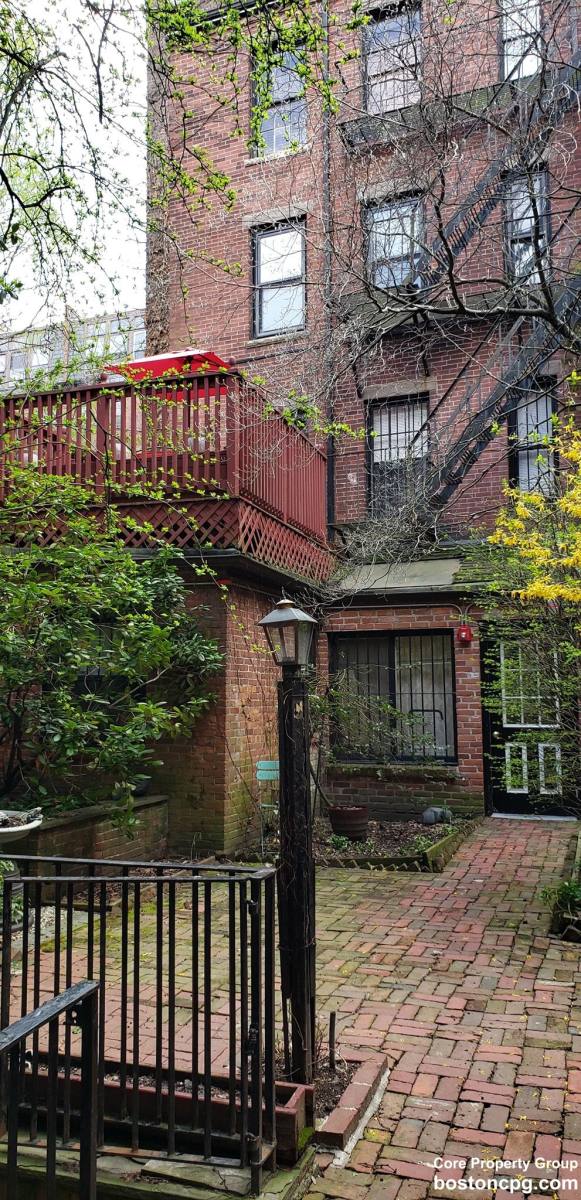 Apartment for rent at 50 Phillips #4, Boston, MA 02114