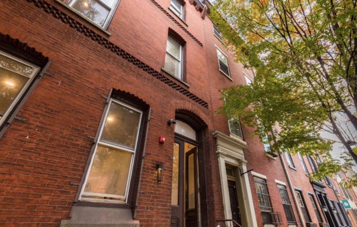 Townhouse for rent at 331 S 12th St, Philadelphia, PA 19107