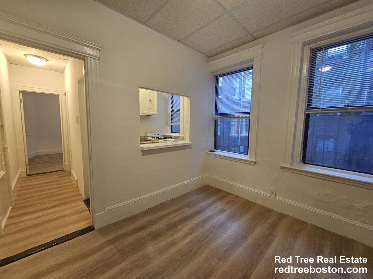 Apartment for rent at 24 Phillips St #5, Boston, MA 02114