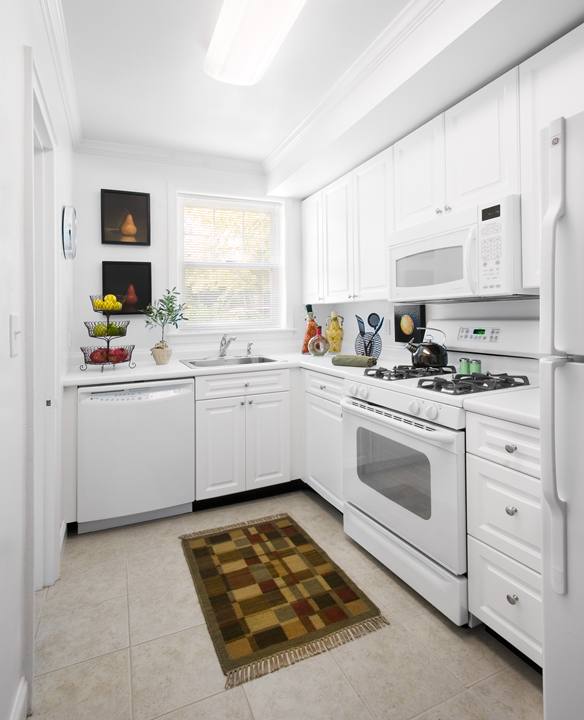 Apartment for rent at 187 Gerry Rd #G-187, Chestnut Hill, MA 02467