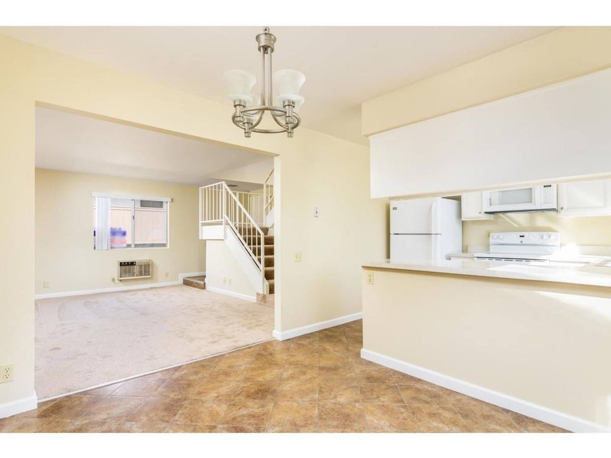 Apartment for rent at 8039 Caminito De Pizza, San Diego, CA 92108