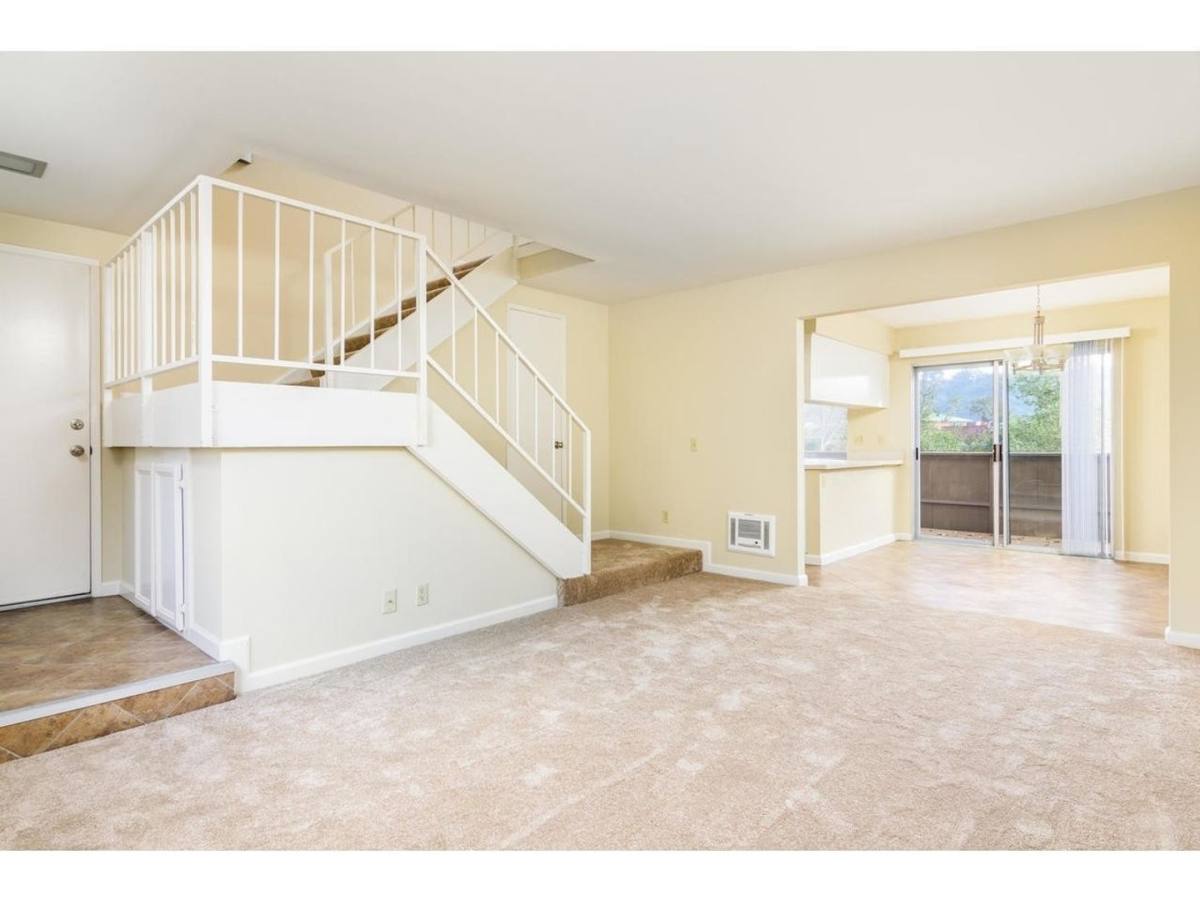 Apartment for rent at 8039 Caminito De Pizza, San Diego, CA 92108