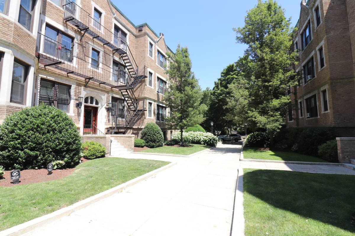 Apartment for rent at 120A Babcock St #B4, Brookline, MA 02446