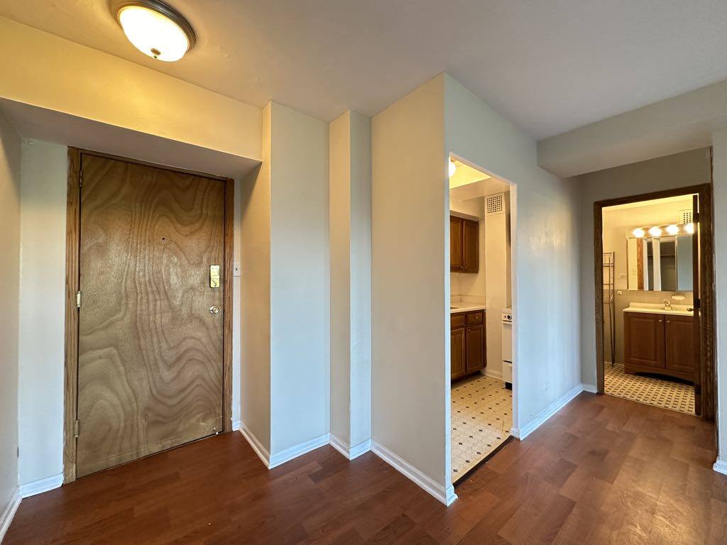 Apartment for rent at 4180 Marine Dr #D605, Chicago, IL 60613