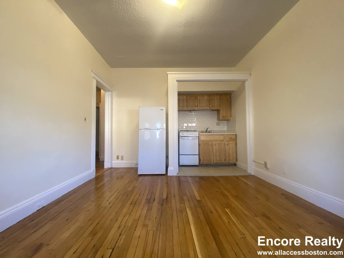 Apartment for rent at 1160 Commonwealth Ave #12, Allston, MA 02134