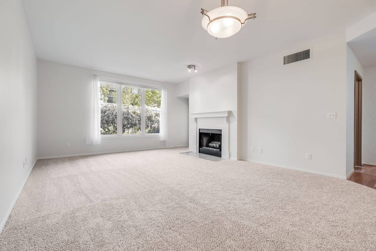 Condo for rent at 205 SW Montgomery St, Portland, OR 97201