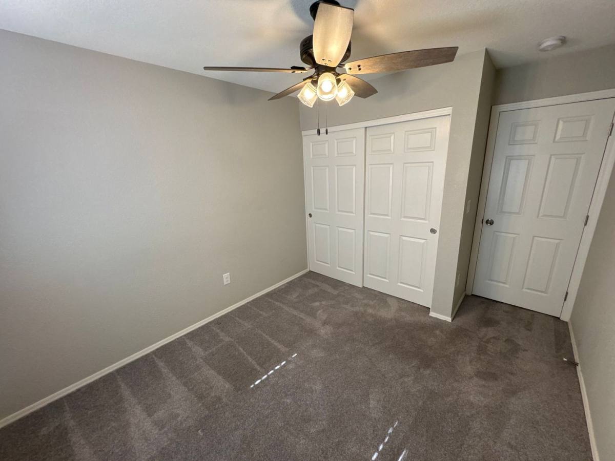 Townhouse for rent at 286 W Palomino Dr, Chandler, AZ 85225