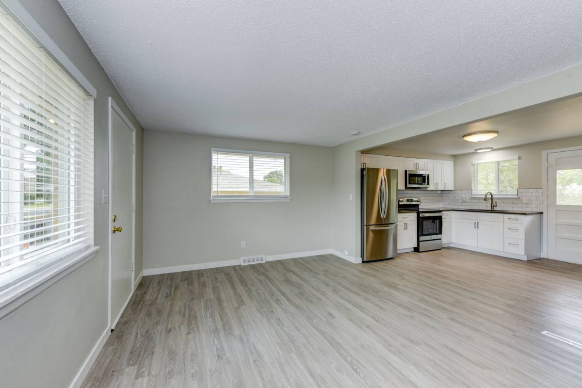 Apartment for rent at 1617-1619 Lashley St, Longmont, CO 80504