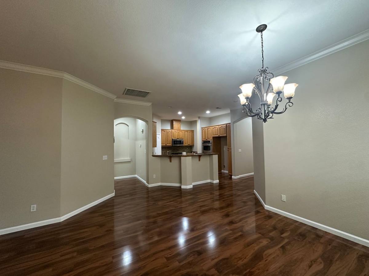 House for rent at 416 Farinelli Parkway, Escalon, CA 95320
