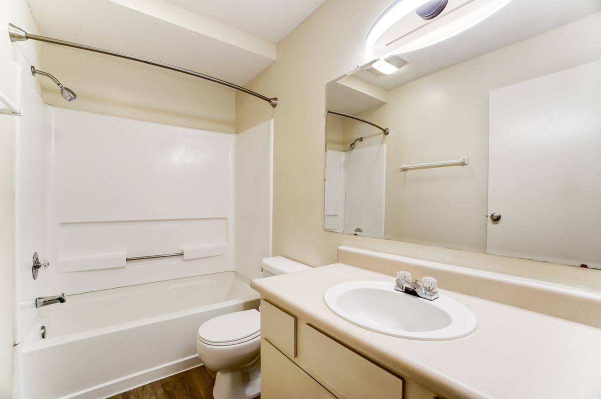 Apartment for rent at 7150 Bentree Blvd, Columbus, OH 43235