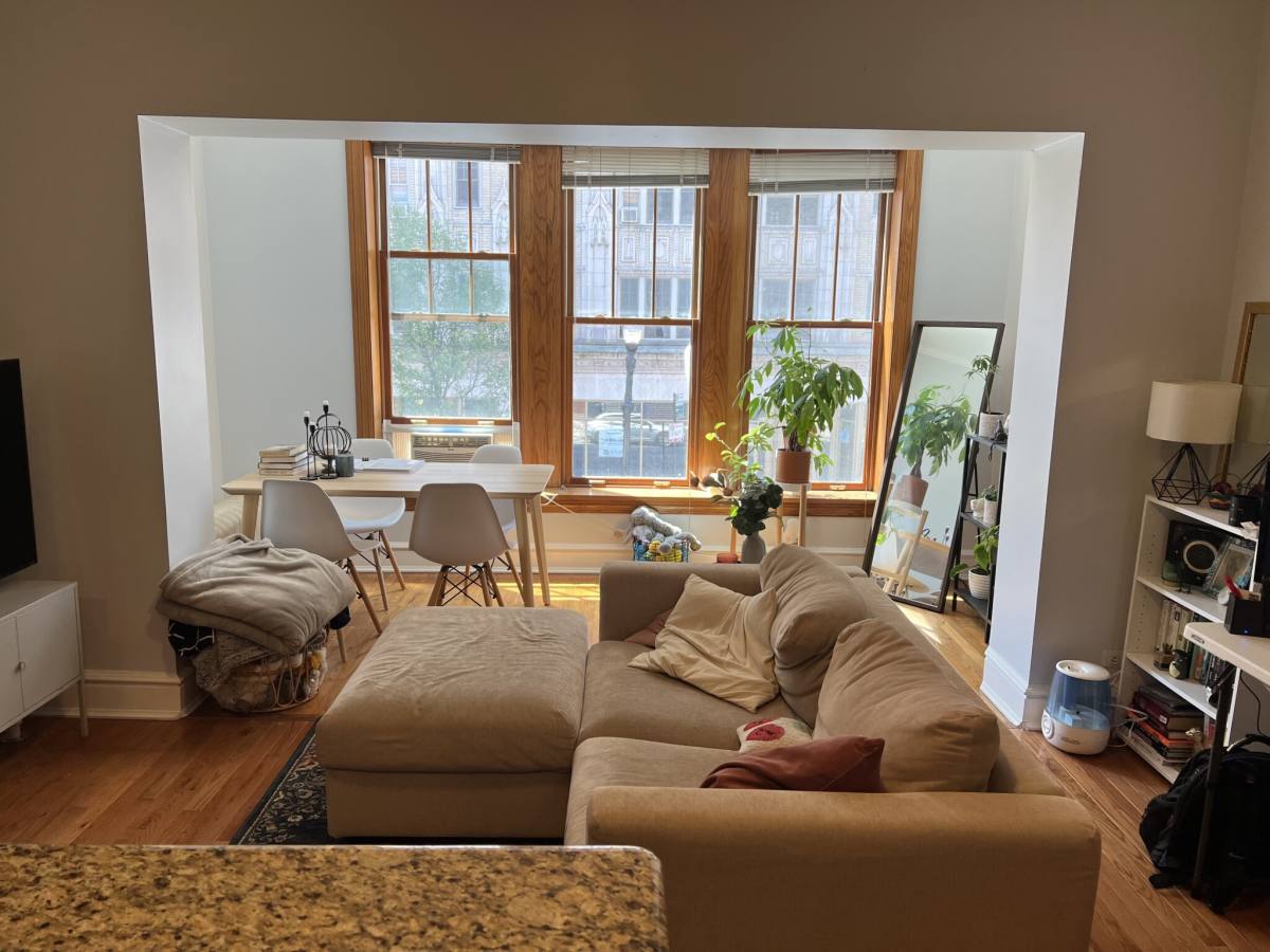 Apartment for rent at 1042 Bryn Mawr - 2nd, Chicago, IL 60660