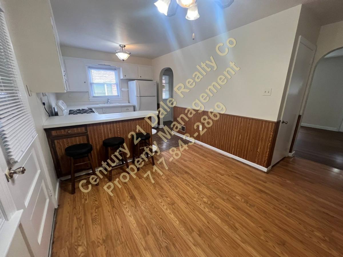 House for rent at 303 Maywood Rd, York, PA 17402