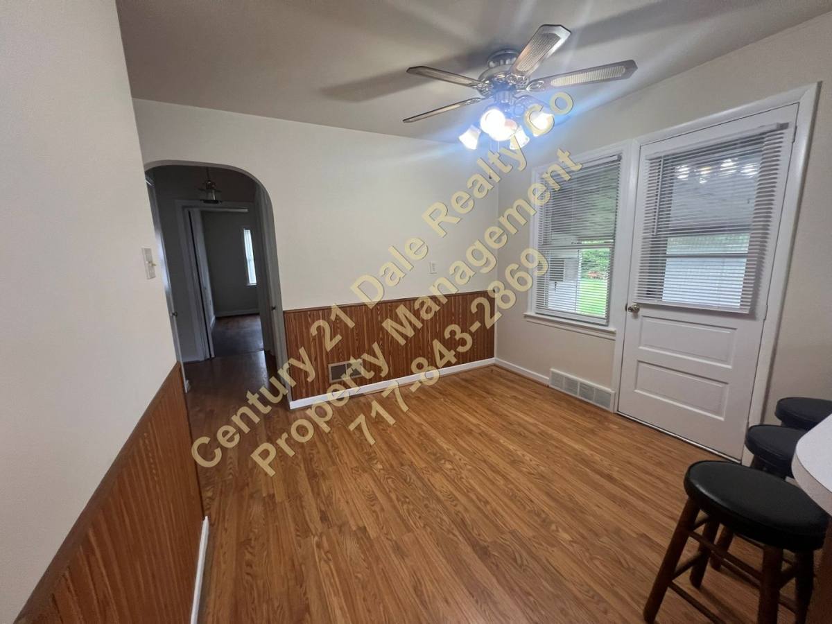 House for rent at 303 Maywood Rd, York, PA 17402