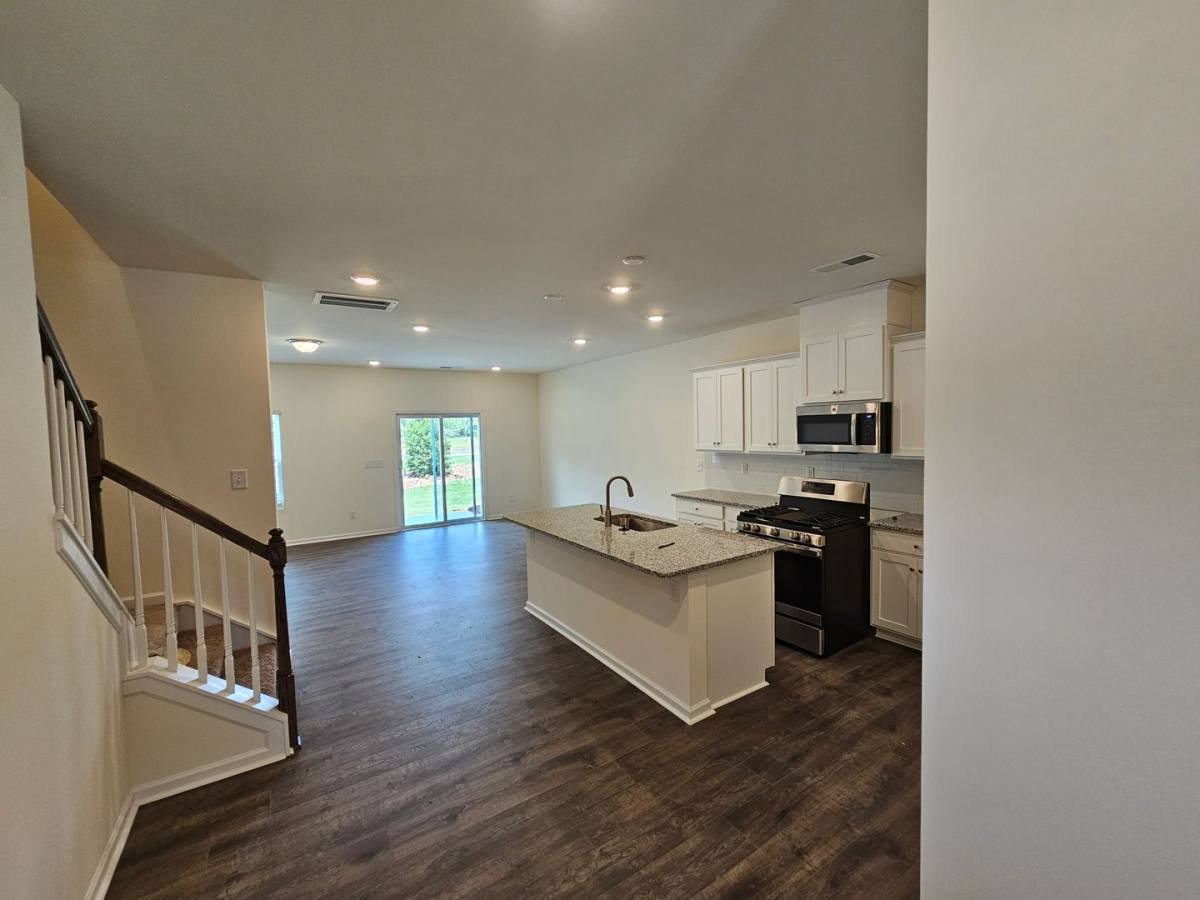 Townhouse for rent at 6013 Rizer Dr, Charlotte, NC 28269