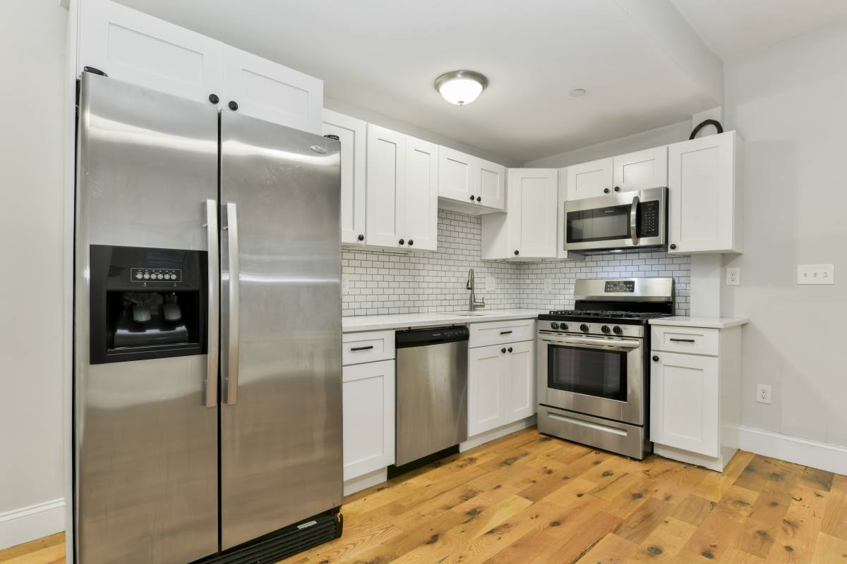 House for rent at 322 Saratoga #2, East Boston, MA 02128