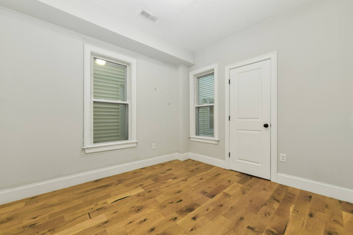 House for rent at 322 Saratoga #2, East Boston, MA 02128
