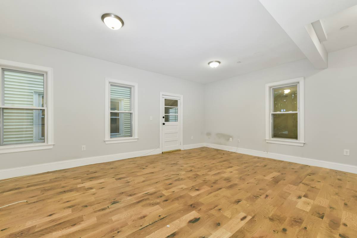 House for rent at 322 Saratoga #2, East Boston, MA 02128