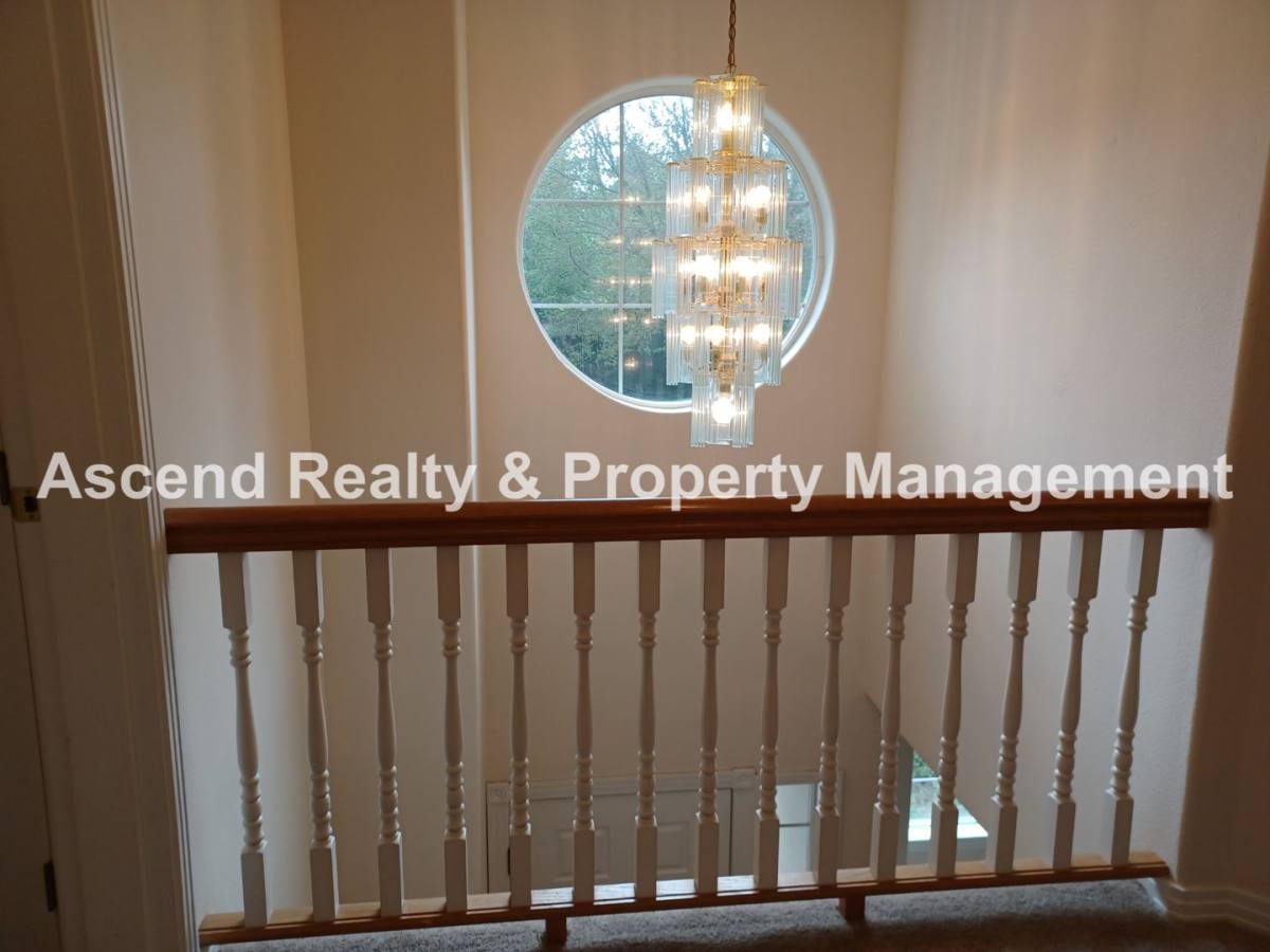 House for rent at 8523 SW Marissa Dr, Portland, OR 97223