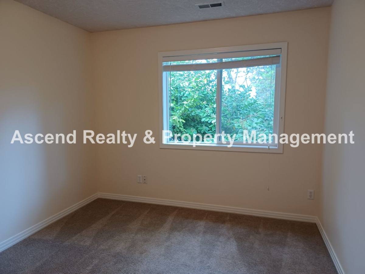 House for rent at 8523 SW Marissa Dr, Portland, OR 97223