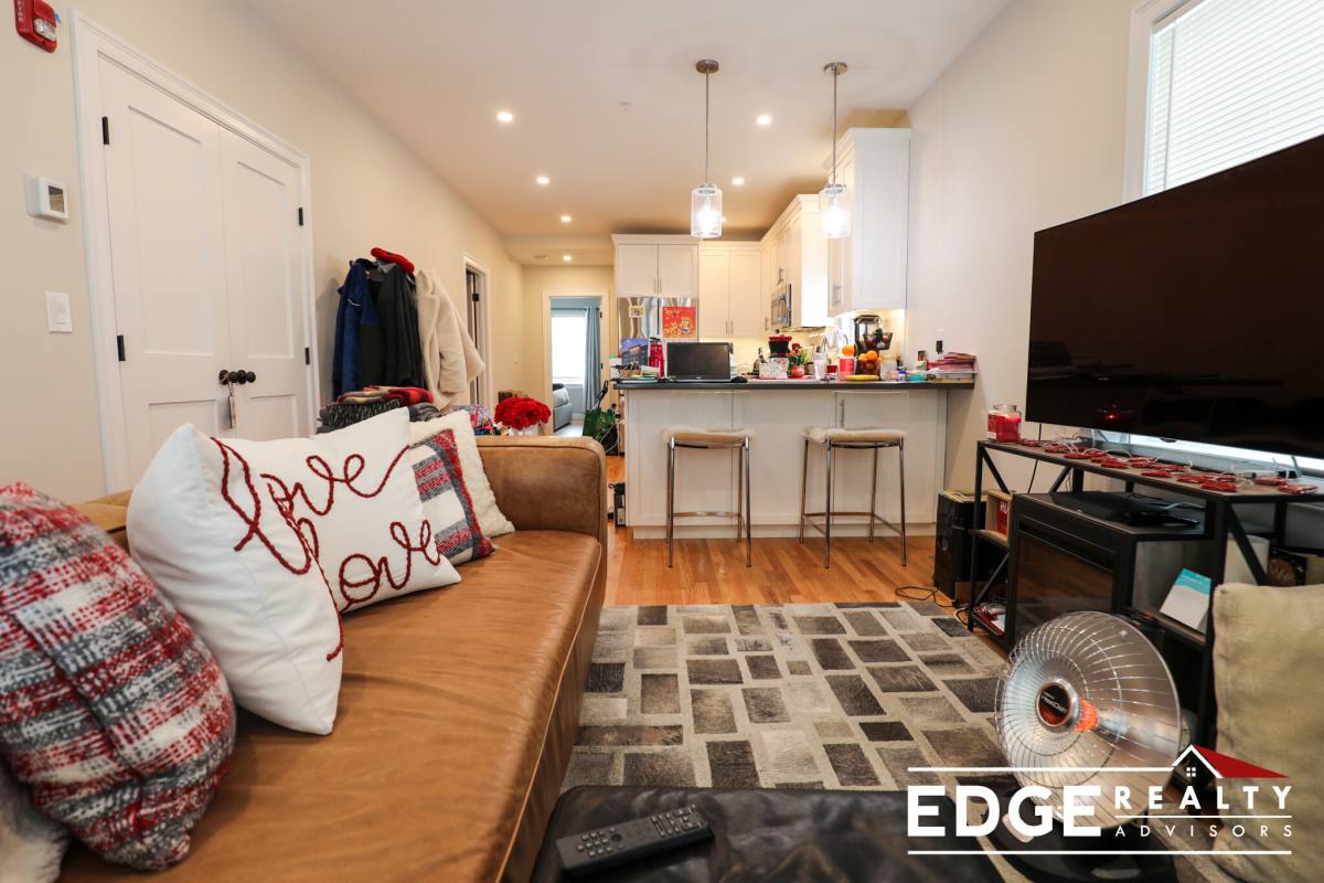 Apartment for rent at 87 High St #1, Waltham, MA 02453