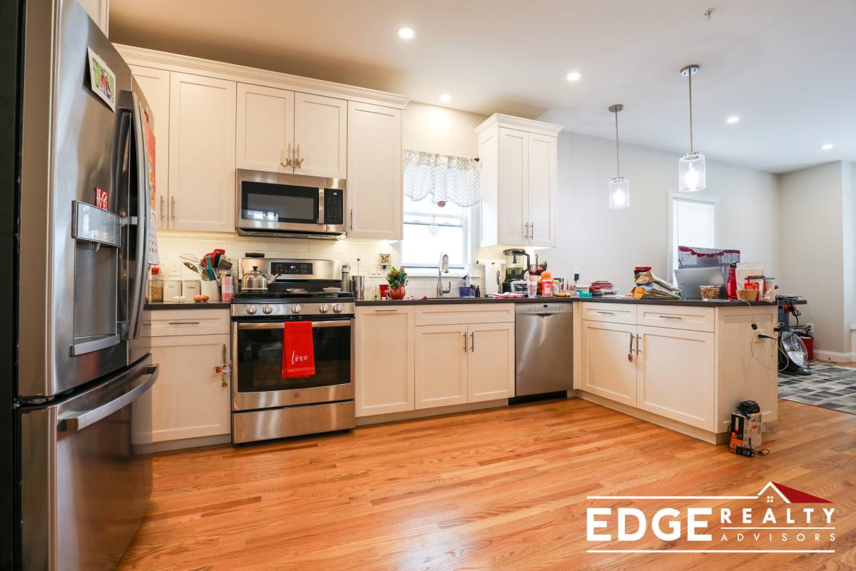 Apartment for rent at 87 High St #1, Waltham, MA 02453