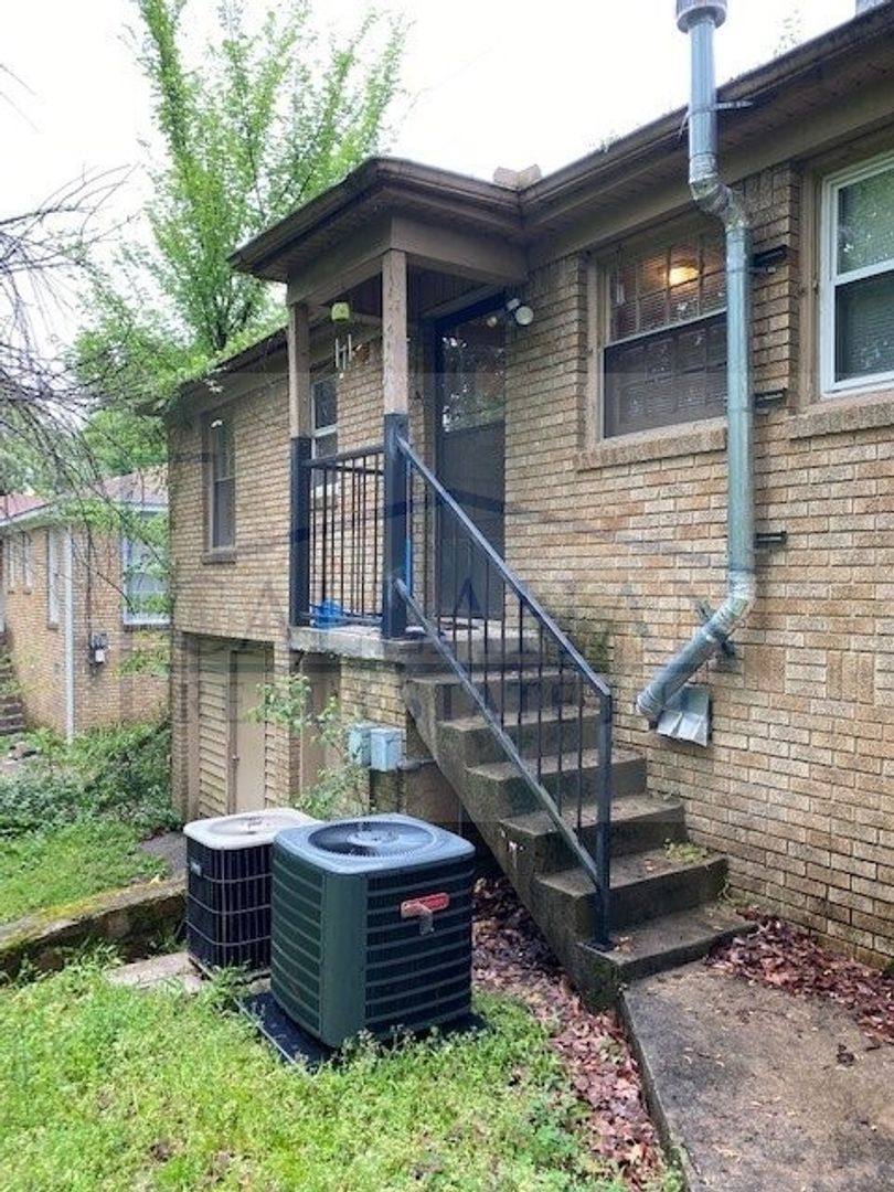 House for rent at 105 Delmar Ave, North Little Rock, AR 72116