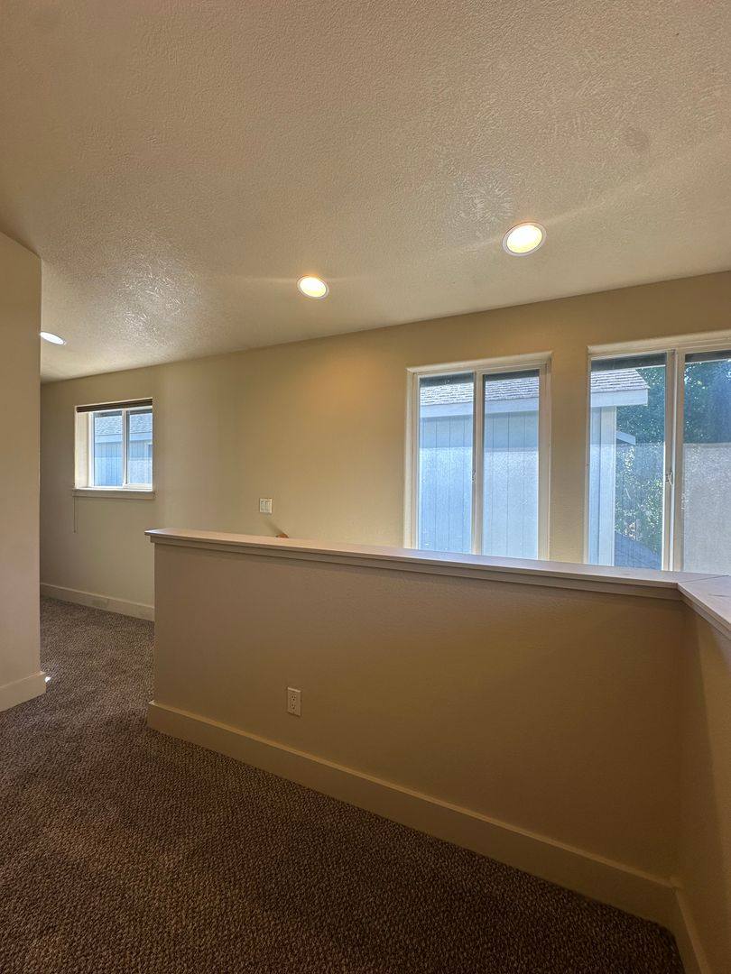 House for rent at 20159 Merriewood Lane, Bend, OR 97702