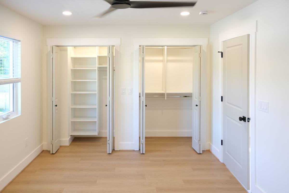 Townhouse for rent at 207 S Calhoun St, Greenville, SC 29601