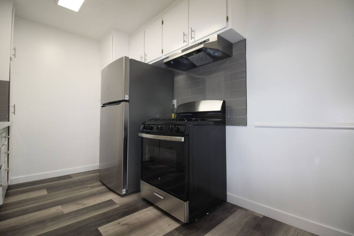 Apartment for rent at 14629 Gilmore St, Van Nuys, CA 91411