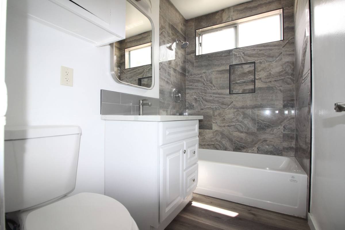 Apartment for rent at 14629 Gilmore St, Van Nuys, CA 91411