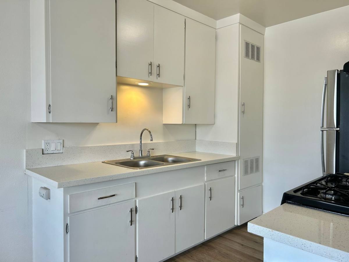 Apartment for rent at 147-175 S Ann St, Ventura, CA 93001