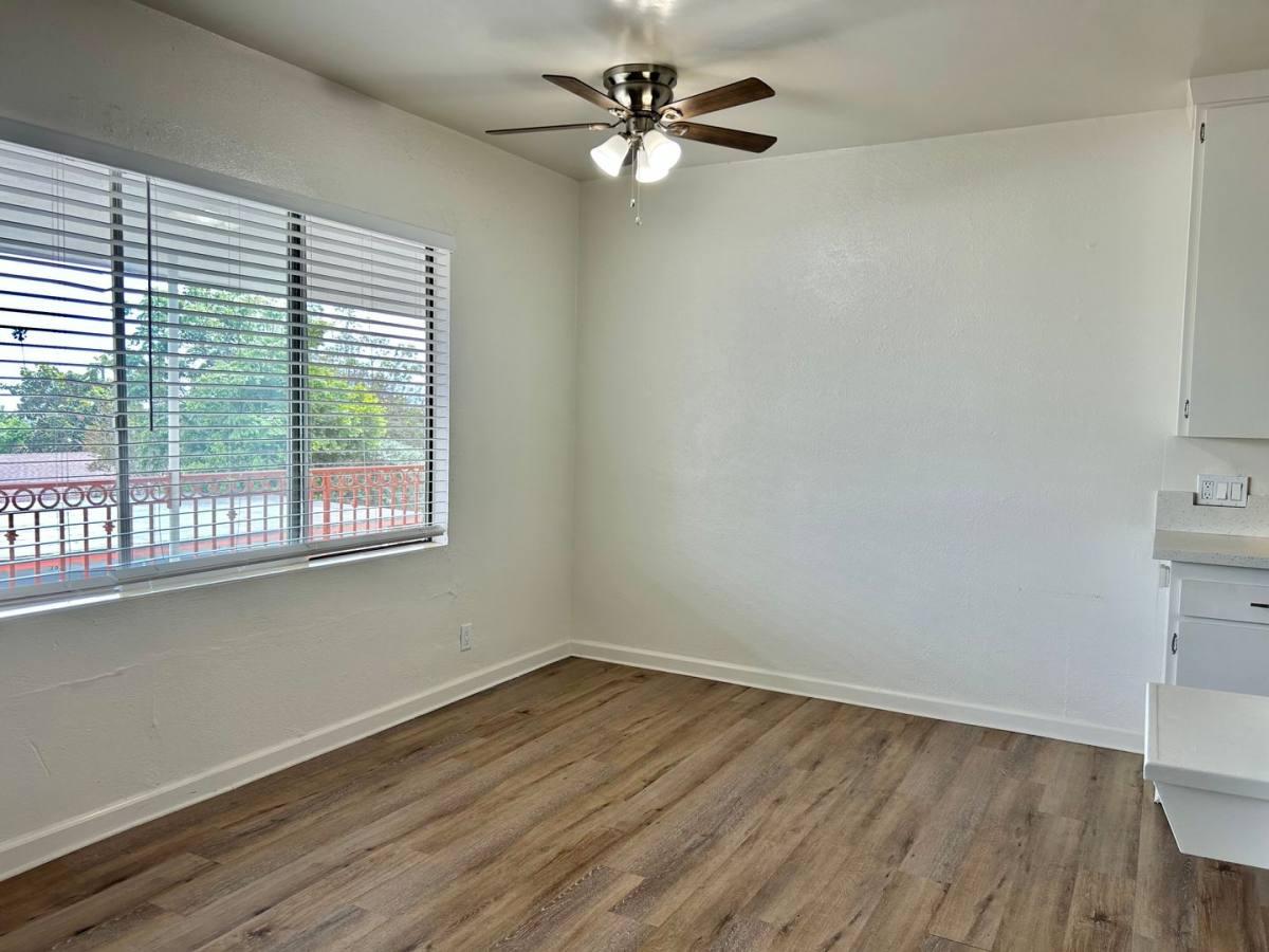 Apartment for rent at 147-175 S Ann St, Ventura, CA 93001