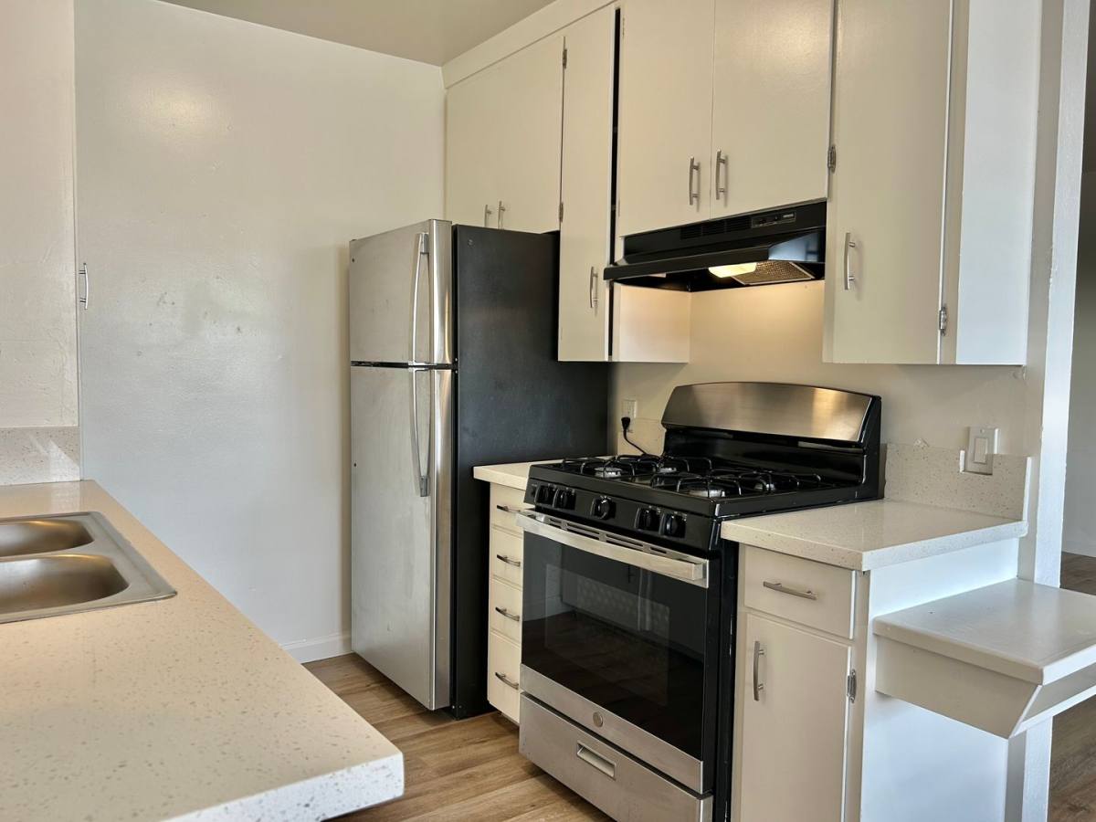 Apartment for rent at 147-175 S Ann St, Ventura, CA 93001