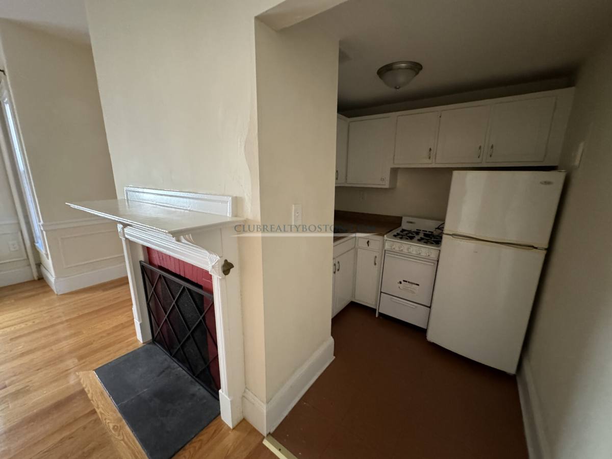 Apartment for rent at 381 Harvard St #2, Cambridge, MA 02138