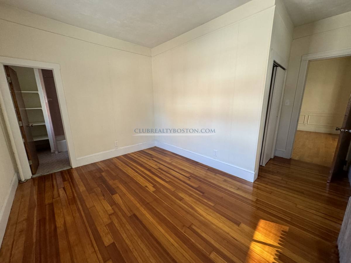Apartment for rent at 381 Harvard St #2, Cambridge, MA 02138