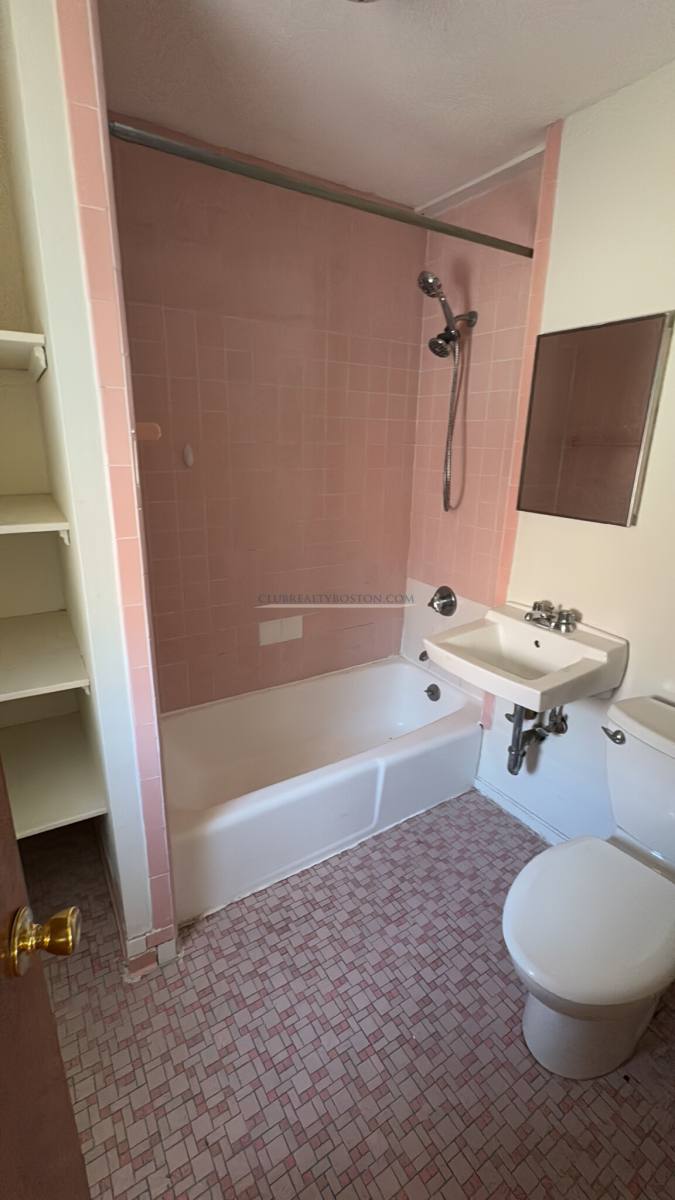 Apartment for rent at 381 Harvard St #2, Cambridge, MA 02138