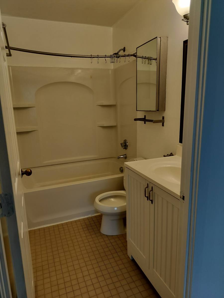 Apartment for rent at 332 Franklin St #101, Cambridge, MA 02139