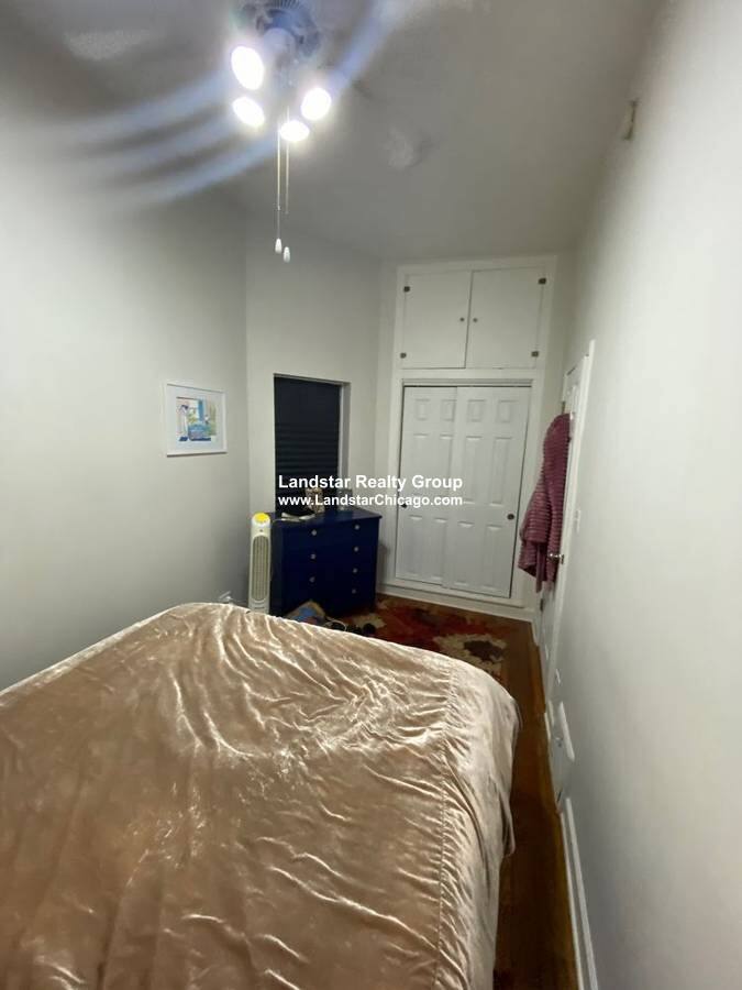 Apartment for rent at 1419 W Grand #1, Chicago, IL 60642